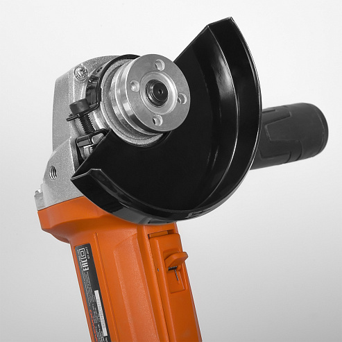 Angle Grinder DAEWOO DAG 650-125_2